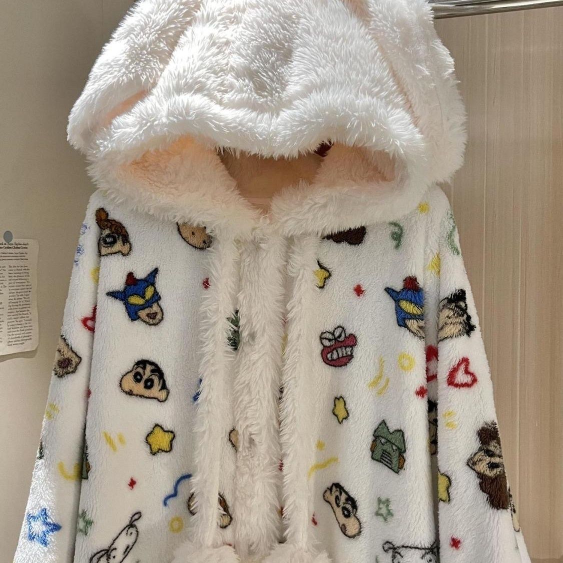 Crayon Shin-chan cartoon coral - đánh giá và giá Bathrobe